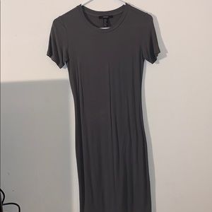 Green short sleeve dress